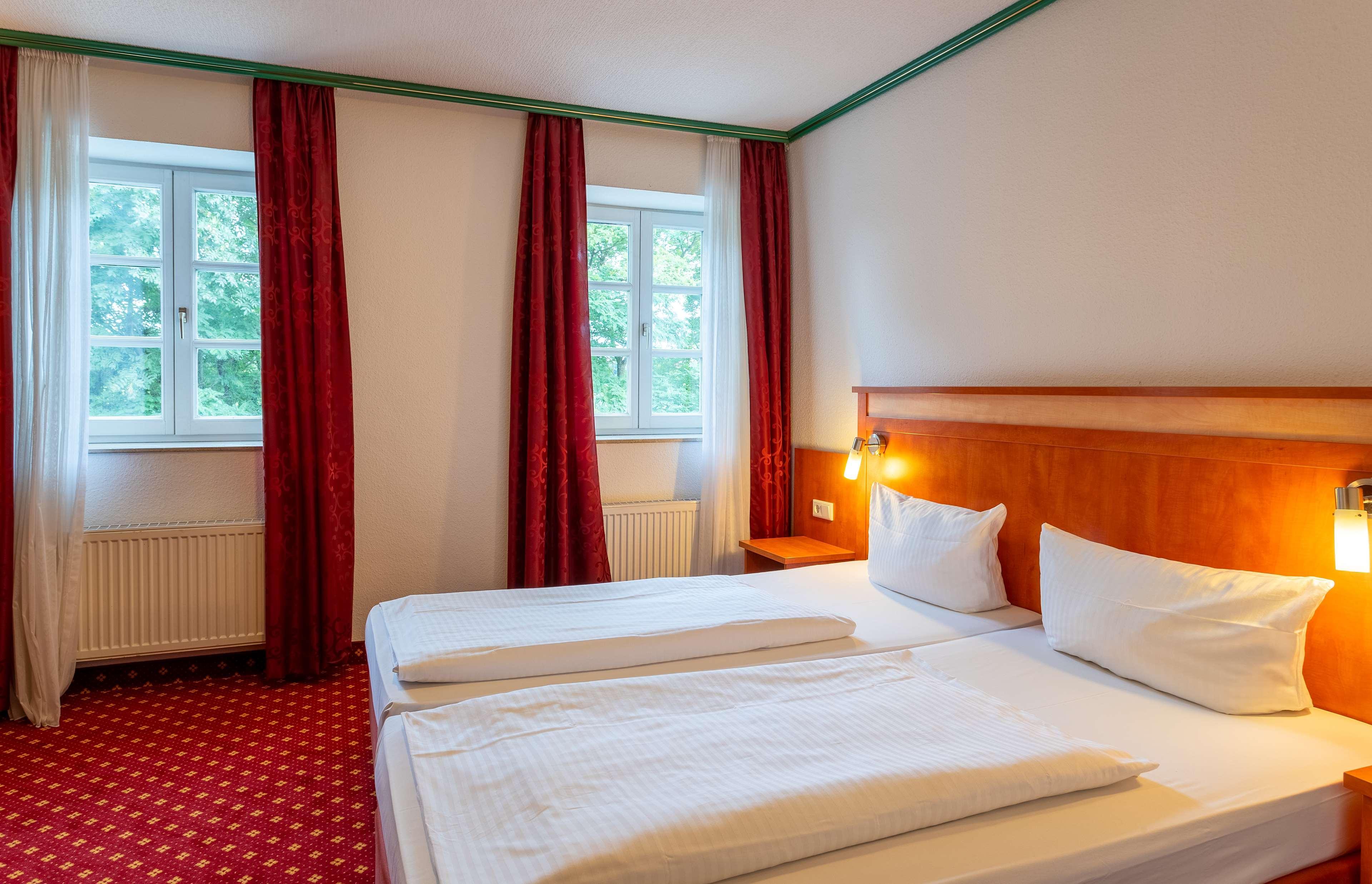 Waldhotel Eskeshof Wuppertal Buitenkant foto