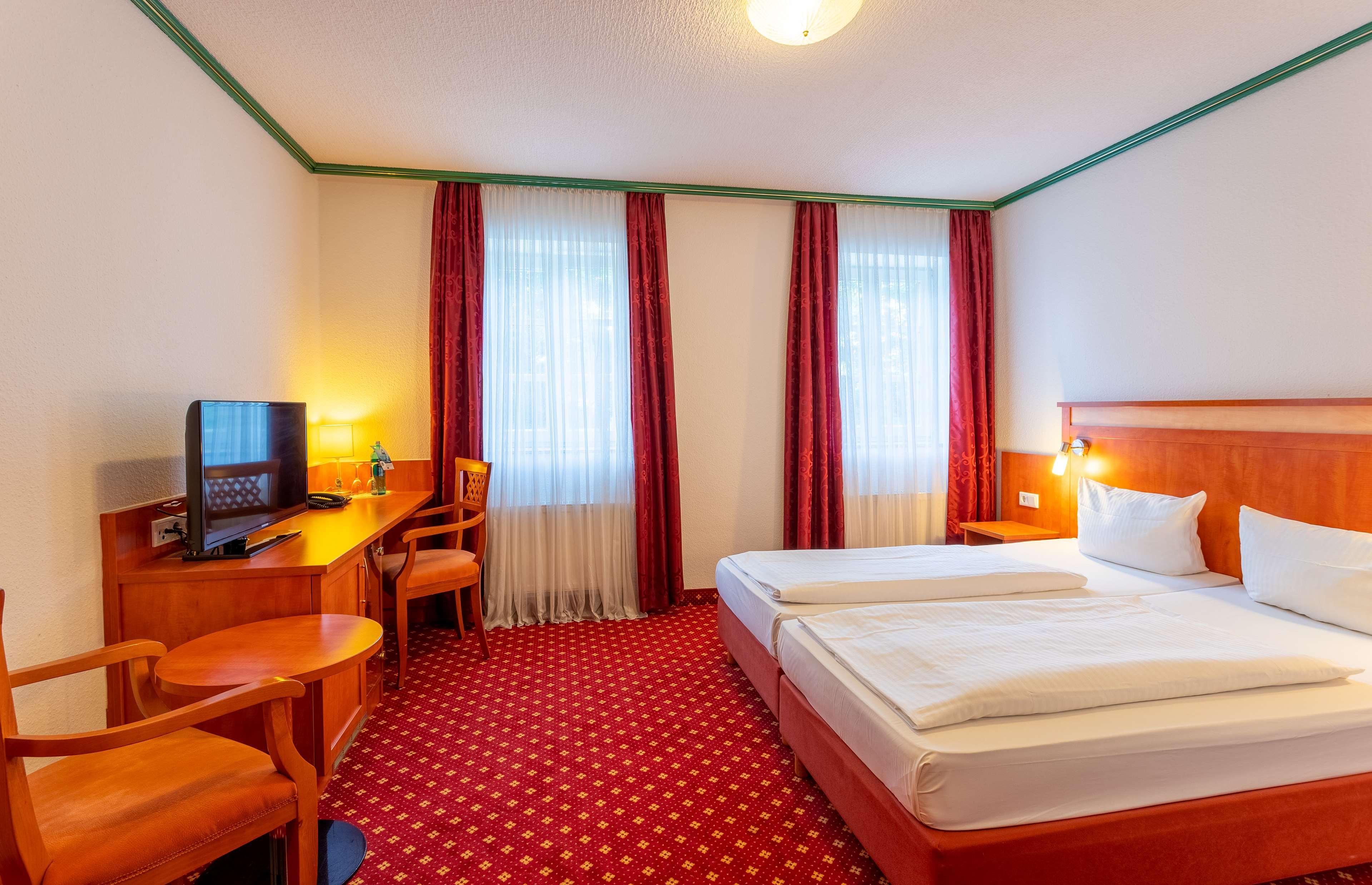 Waldhotel Eskeshof Wuppertal Buitenkant foto