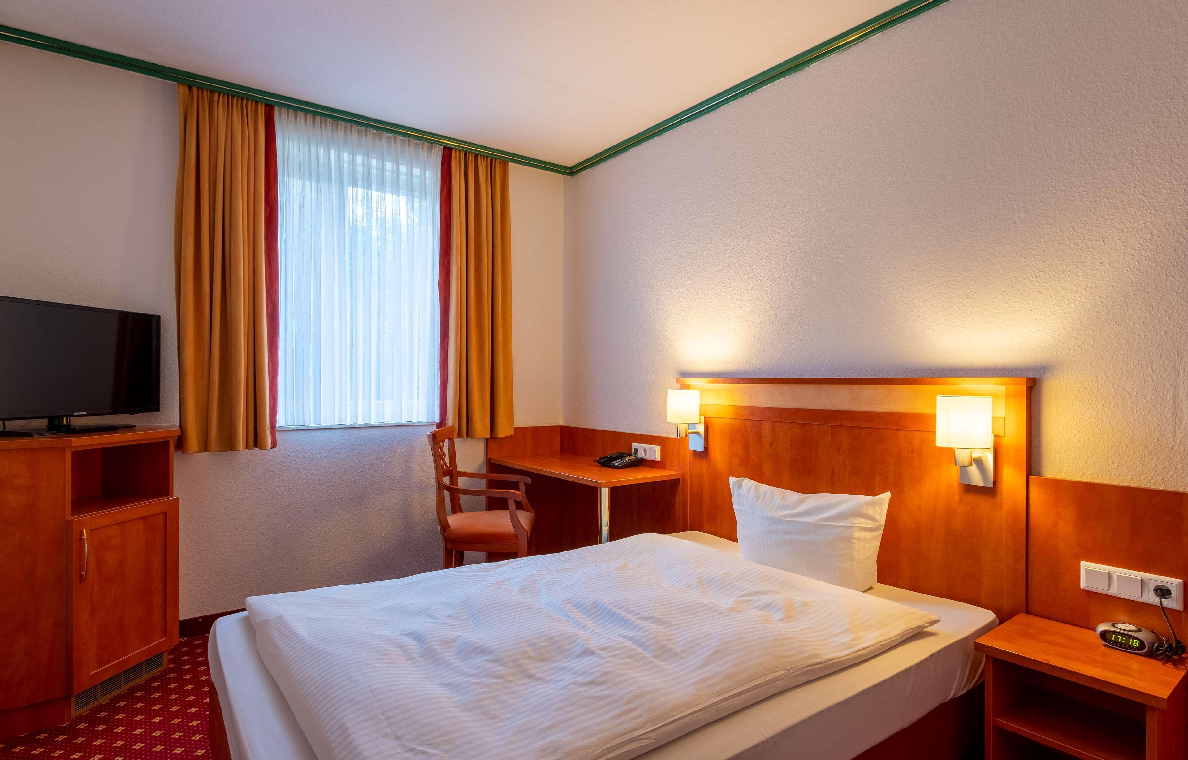 Waldhotel Eskeshof Wuppertal Buitenkant foto